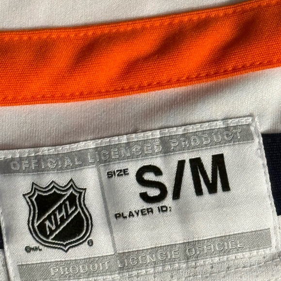 NHL OILERS 97 McDAVID Jersey size Small Medium Men’s Excellent - Picture 3 of 7